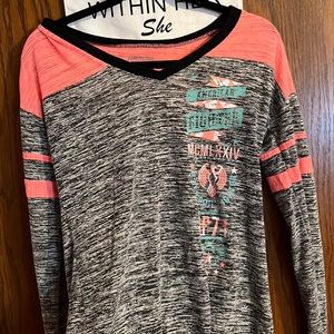 American fighter women’s long sleeve size small